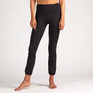 Vuori Willa Legging- Black Camo
